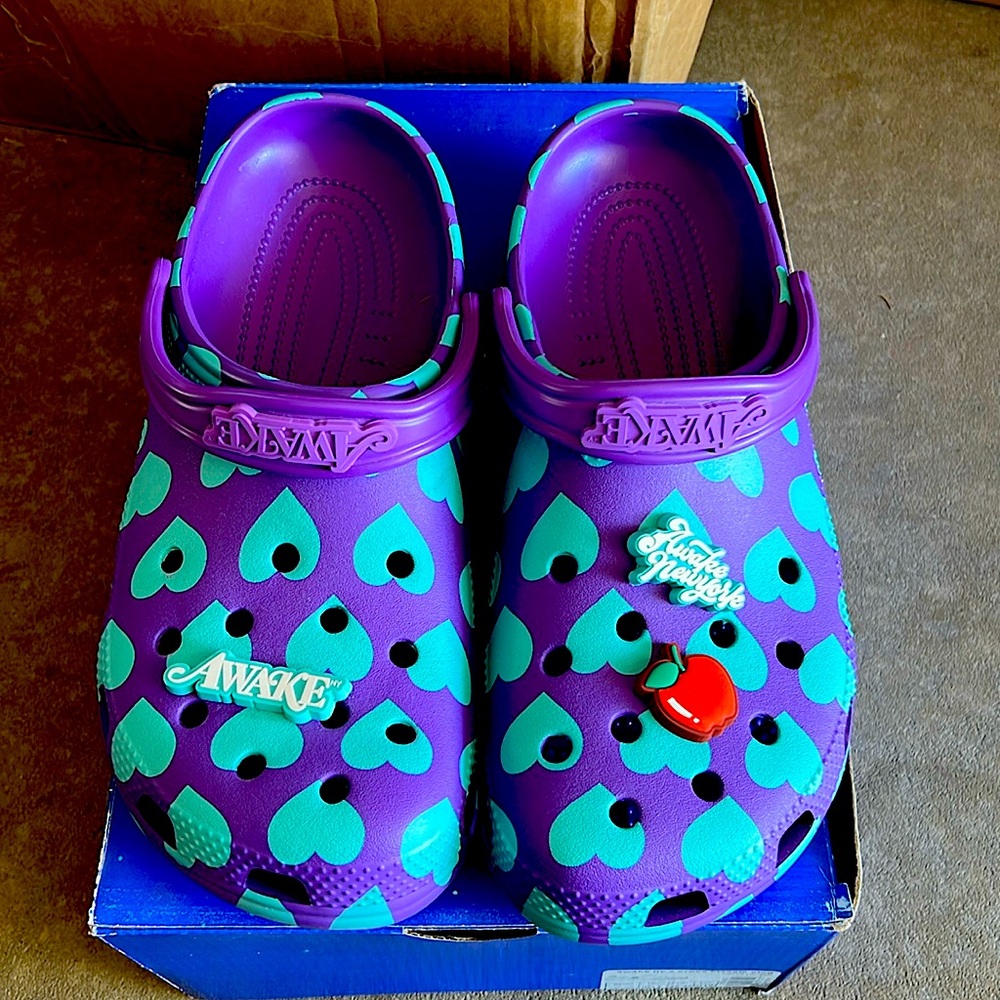 Awake New York Crocs